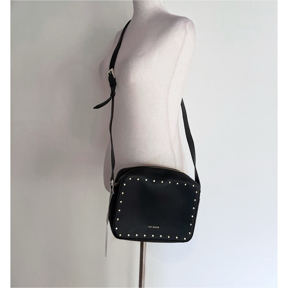 NWT Ted Baker London Black Leather Karsynn Studded Camera Bag Crossbody Purse - Picture 2 of 11